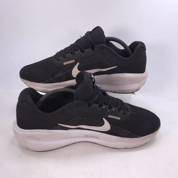 Nike Downshifter 13 Athletic Running Shoe Mens Size 9.5 FD6454-001 Black White - Picture 5 of 10